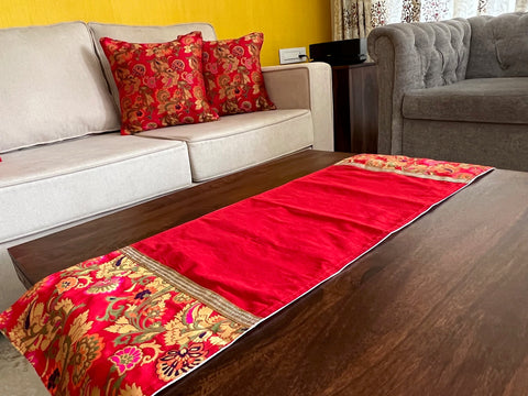 Table Runner Oriental Red - Small