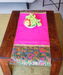 Table Runner Oriental Grey and Pink - Small