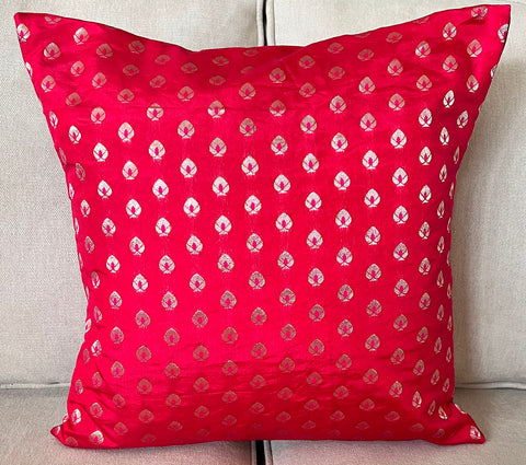 Poppy Drops Cushion Cover