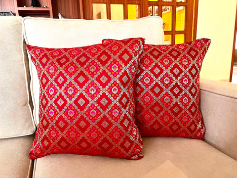 Maroon Diamond Cushion Cover