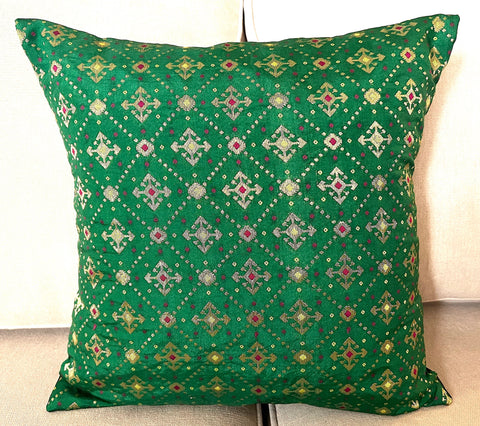 Green Bandhani Cushion Cover