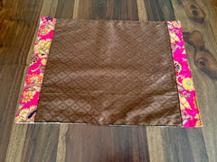 Pink Brown Oriental - Table Runner with 6 Mats