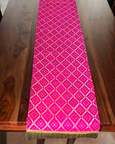 Deluxe 5: Pink Jharokha