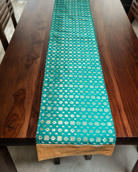 Deluxe 3: Teal Mosaic