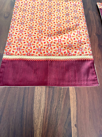 Orange Geometric - Table Runner with 2 Mats