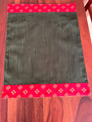 Dark Green and Red - Table Runner with 2 Mats