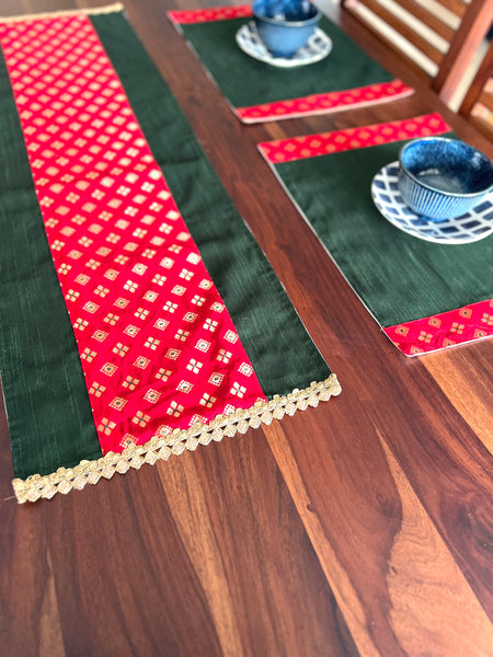 Dark Green and Red - Table Runner with 2 Mats