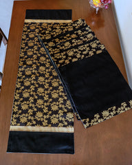 Black Lotus - Table Runner with 6 Mats