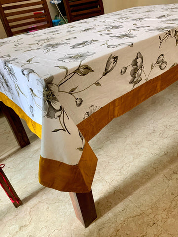 Ash Lily 6 seater tablecloth - Pilovilo