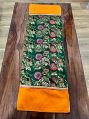 Green Oriental with Orange Table Runner with 6 Mats