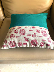 Set of 2: Cushion Covers Warli: Teal Edge